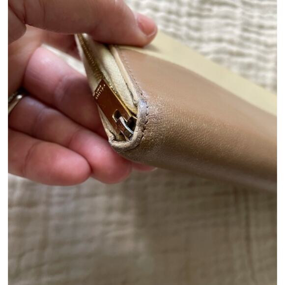 Celine Continental Wallet - Picture 12 of 13